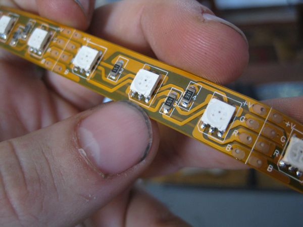 Smarte LED-Lichtleiste RGBIC